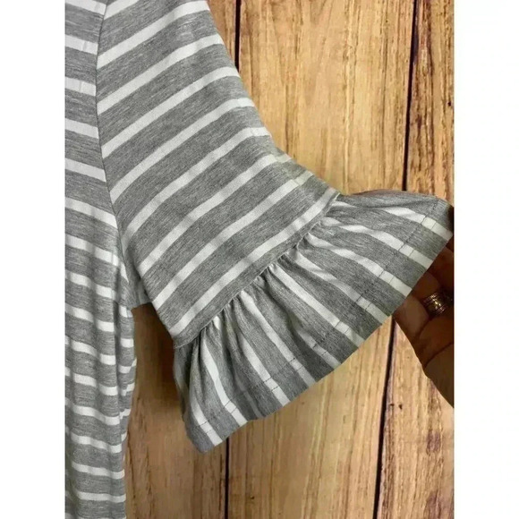 Beyove Stripe Gray and White Ruffle Sleeve Jersey Knit Dress Women's Size S - Picture 4 of 9